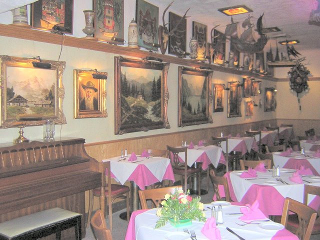 diningroom left.jpg